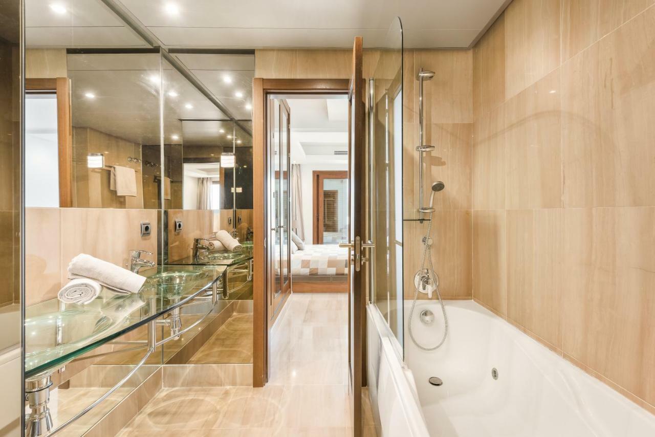 Bahia De La Plata Luxury Apartments Estepona Extérieur photo